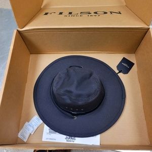 Filson tin cloth bush hat